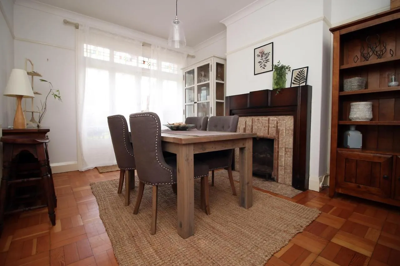 Melrose By Ty Sa - 4 Bedroom House In Cardiff